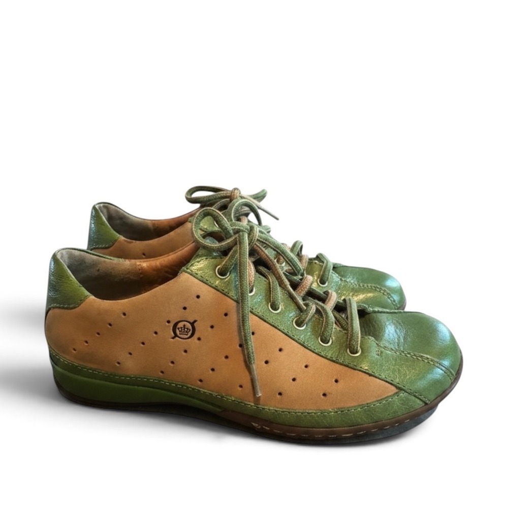 Born W7578 H5 Sneakers 7 Green Tan Leather Perforated Gorpcore Artisan